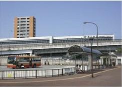 Other local. About 11 minutes by bus to Kobe Municipal Subway Station Ikawadani.