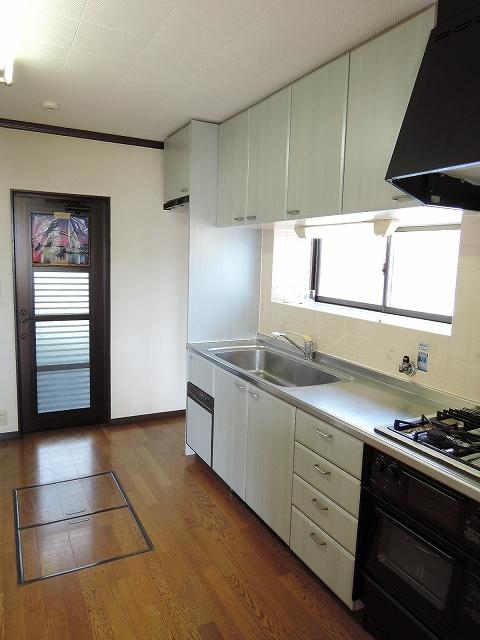 Kitchen. System kitchen specification