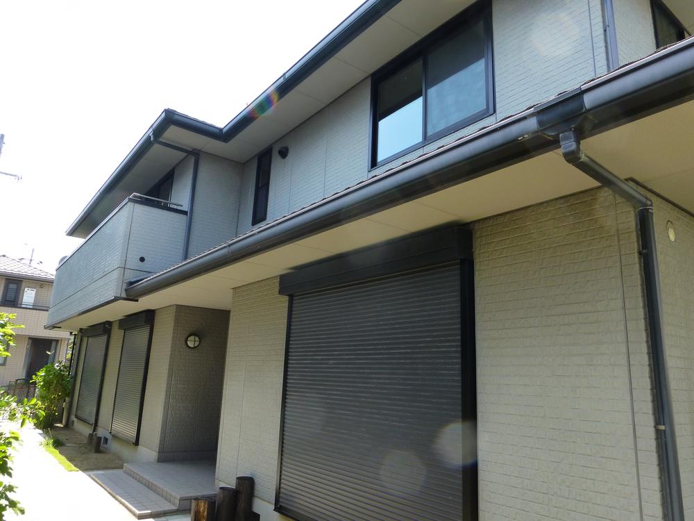 Local appearance photo