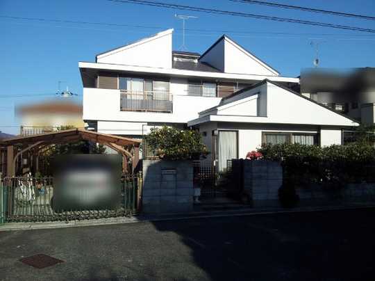 Local appearance photo. Exterior (1)