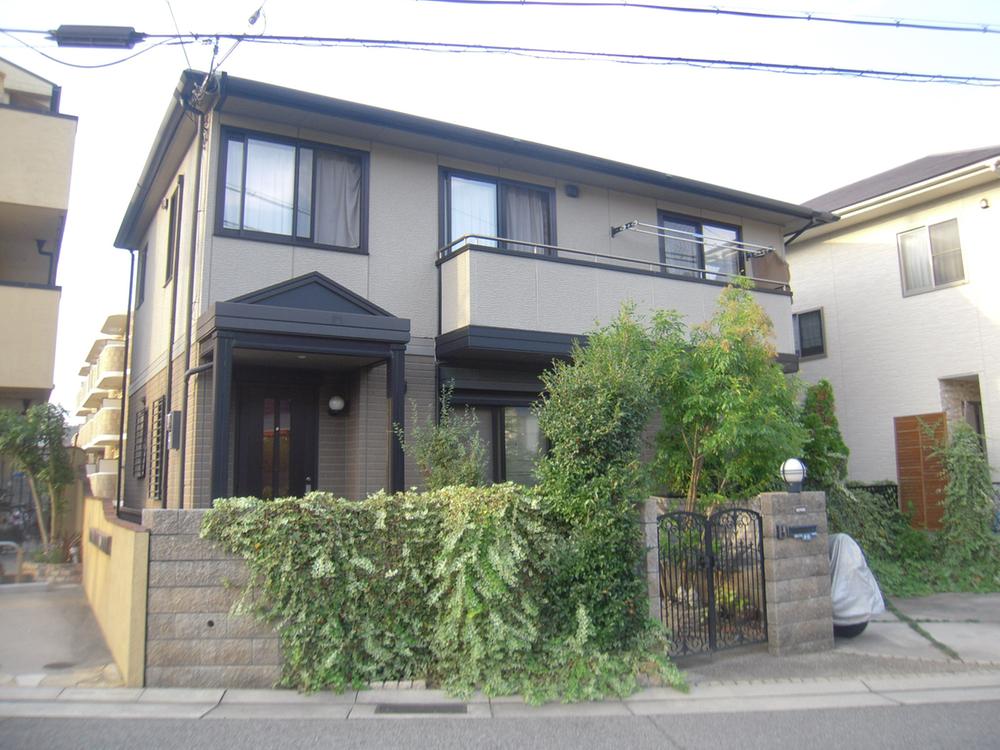 Local appearance photo. Local (11 May 2013) Shooting