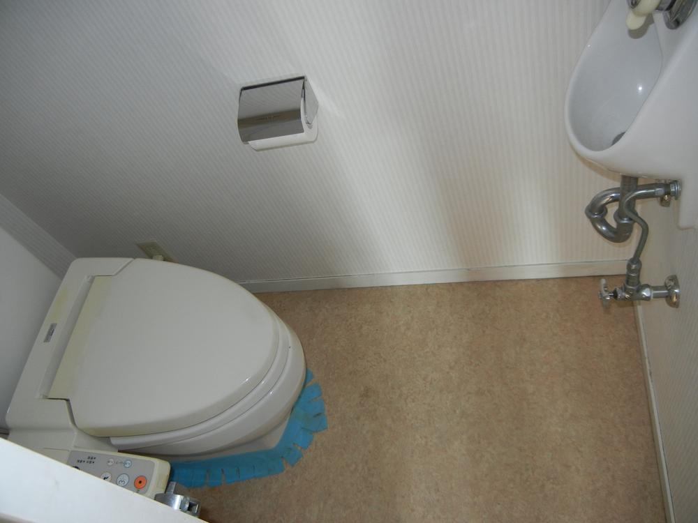 Toilet. Room (May 2013) Shooting