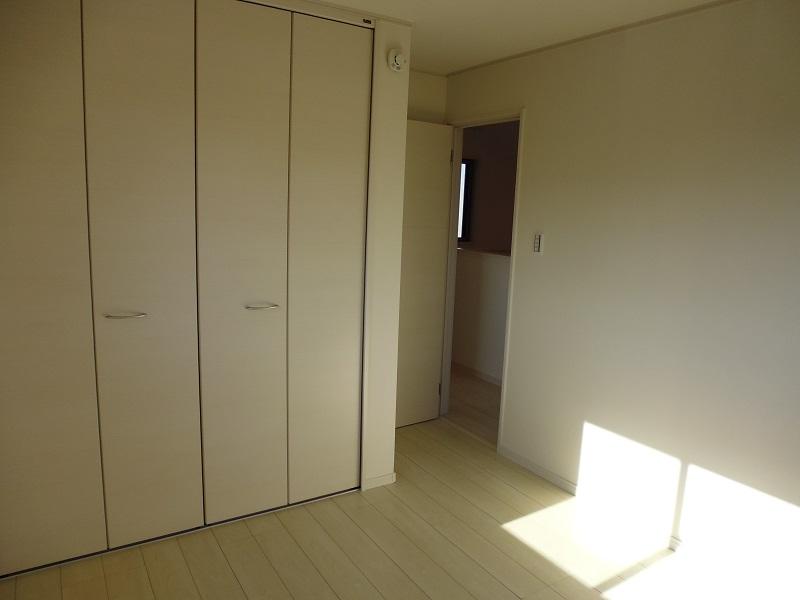 Non-living room. Western style room!