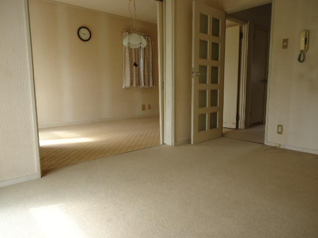 Living. Indoor (10 May 2013) Shooting