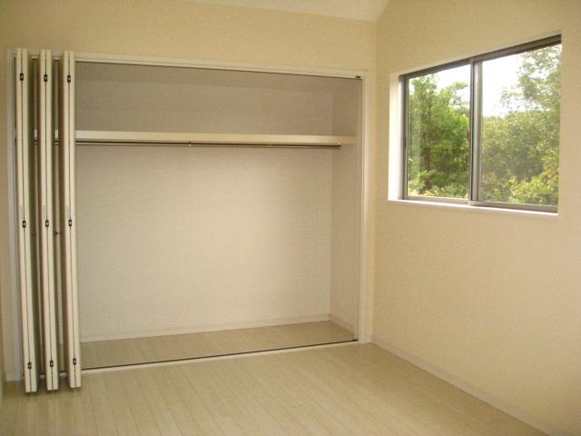 Receipt. Local (11 May 2013) Shooting