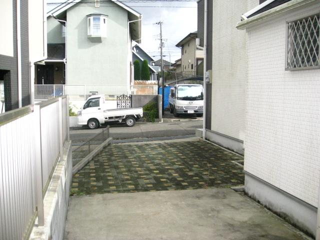 Parking lot. Local (11 May 2013) Shooting