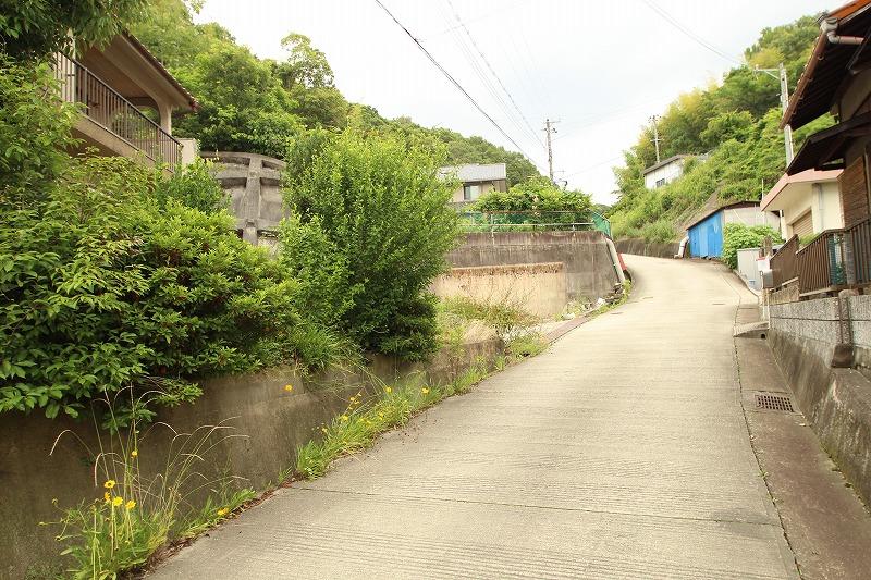 Local photos, including front road. Local (June 2013) Shooting