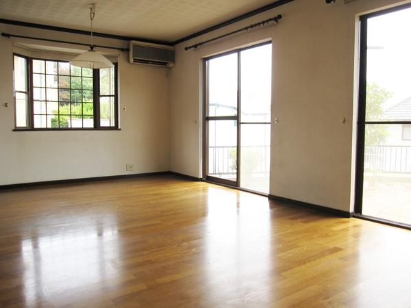 Living. Local (August 2013) Shooting