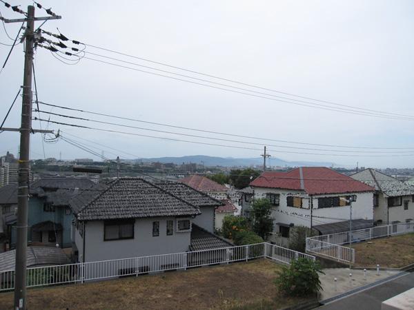 View photos from the dwelling unit. Local (August 2013) Shooting