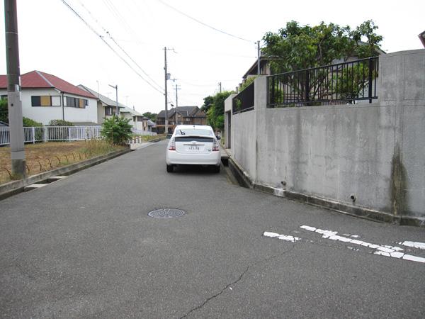 Local photos, including front road. Local (August 2013) Shooting