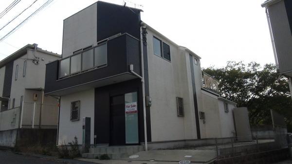 Local appearance photo. It is really a beautiful property. Please check all means in the field