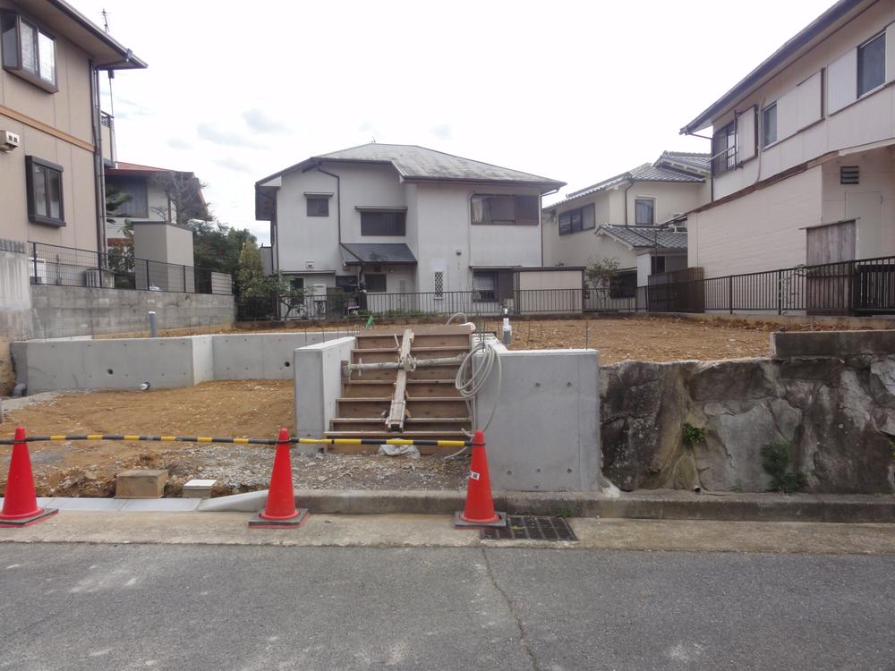 Local appearance photo. Local (11 May 2013) Shooting