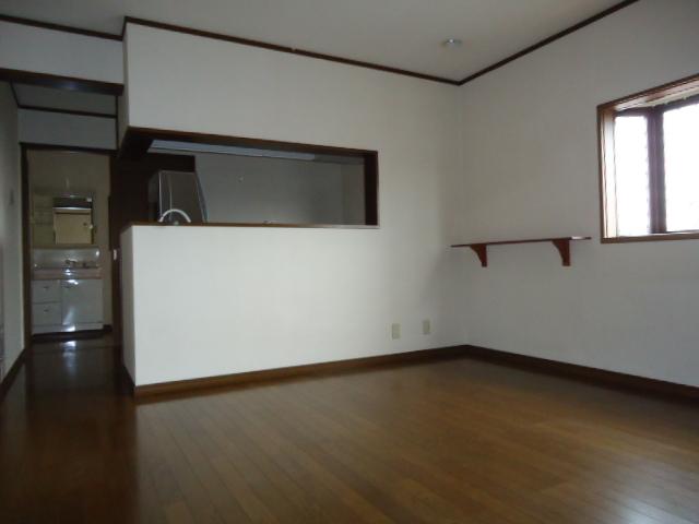 Living. Local (November 17, 2013) Shooting