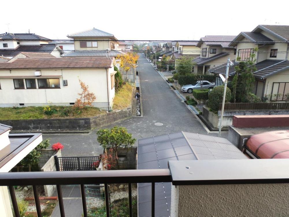 View photos from the dwelling unit. View from the site (December 2013) Shooting