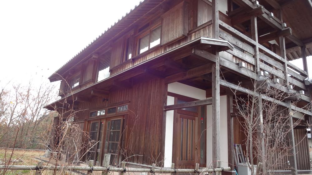 Local appearance photo. Authentic Japanese-style house! 