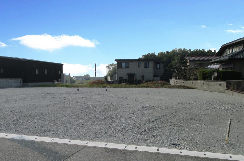 Local land photo. Local Photos