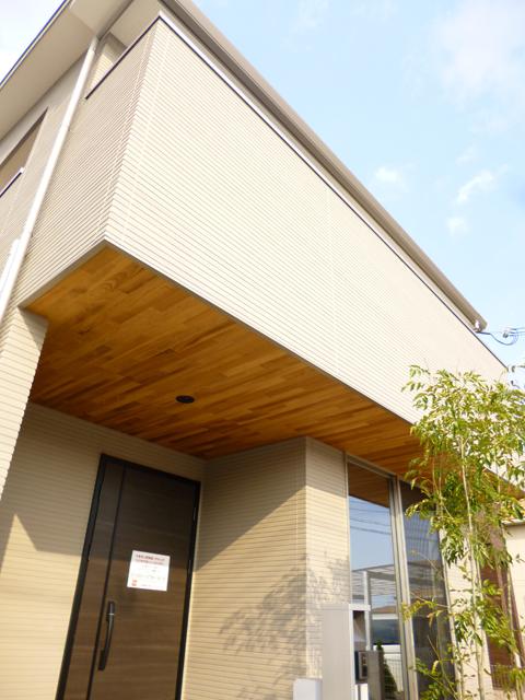 Building plan example (exterior photos). Our enforcement example