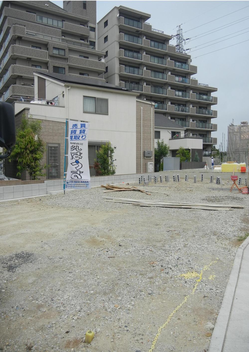 Local photos, including front road. Local (August 2013) Shooting