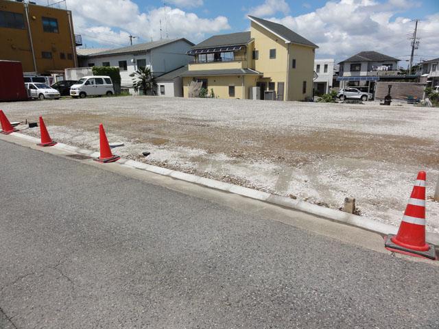 Local photos, including front road. local