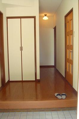 Entrance. Entrance hall