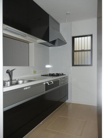 Same specifications photo (kitchen)