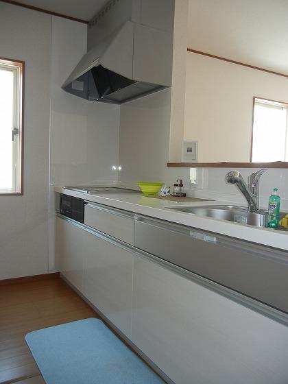 Same specifications photo (kitchen). Same specifications