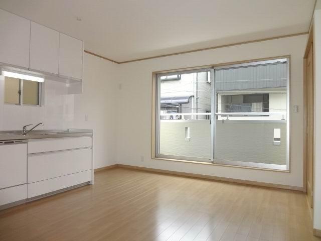 Living. Second floor living room. LDK10 Pledge. Balcony. Lighting is good at wide sash.