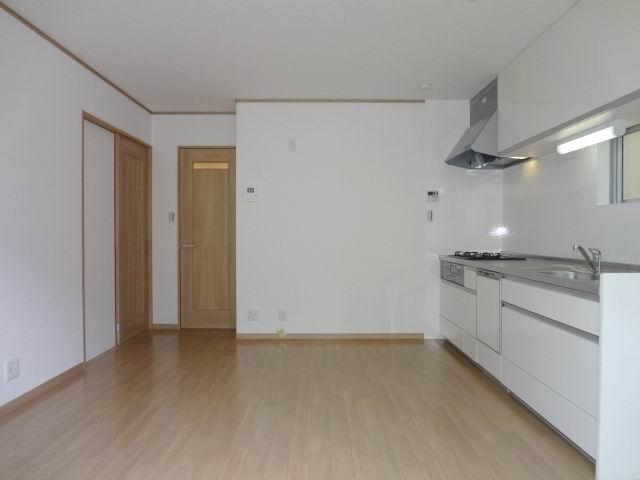 Living. Second floor living room. LDK10 Pledge. Balcony. Lighting is good at wide sash.