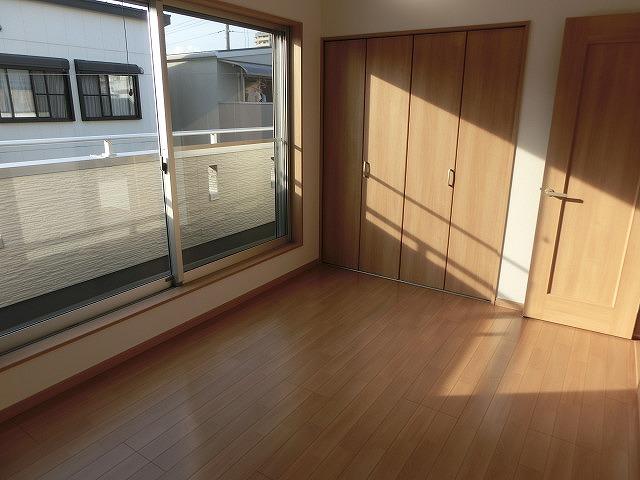 Non-living room. Indoor (July 2013) Shooting