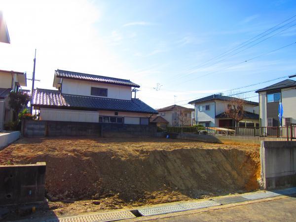 Local appearance photo. December shooting! There is a feeling of opening to the northwest corner lot! It is also a good per yang! 