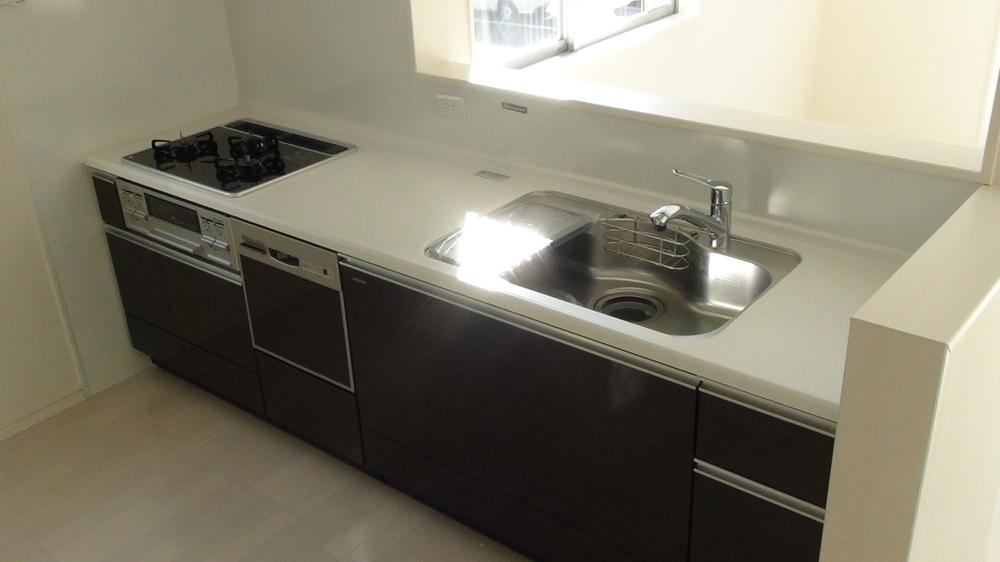 Kitchen.  [D No. land] System kitchen