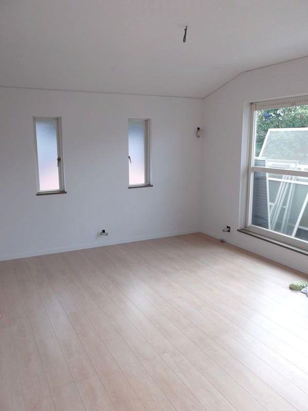 Non-living room. Second floor: Western-style 10 tatami mats (December 2013) Shooting