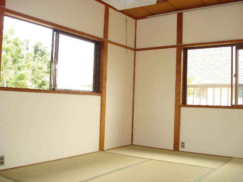 Living and room. 2 Kaiwa Shitsuhigashi 6 Pledge