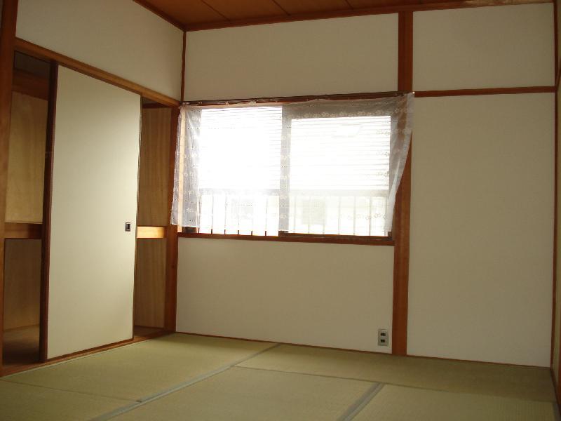 Living and room. Second floor Japanese-style room west 6 quires