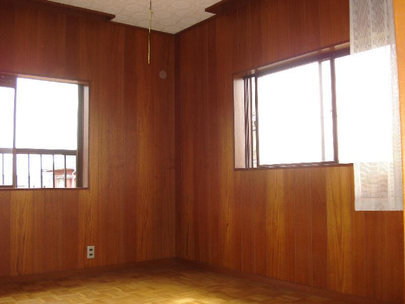 Living and room. 2 Kaiyoshitsu 6 Pledge