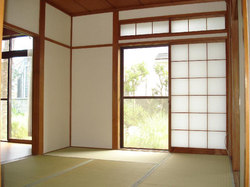 Living and room. 1 Kaiwa Shitsuhigashi 6 Pledge