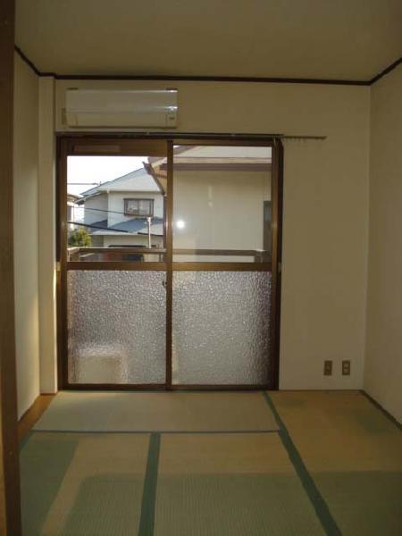 Living and room. Japanese-style room 6 quires