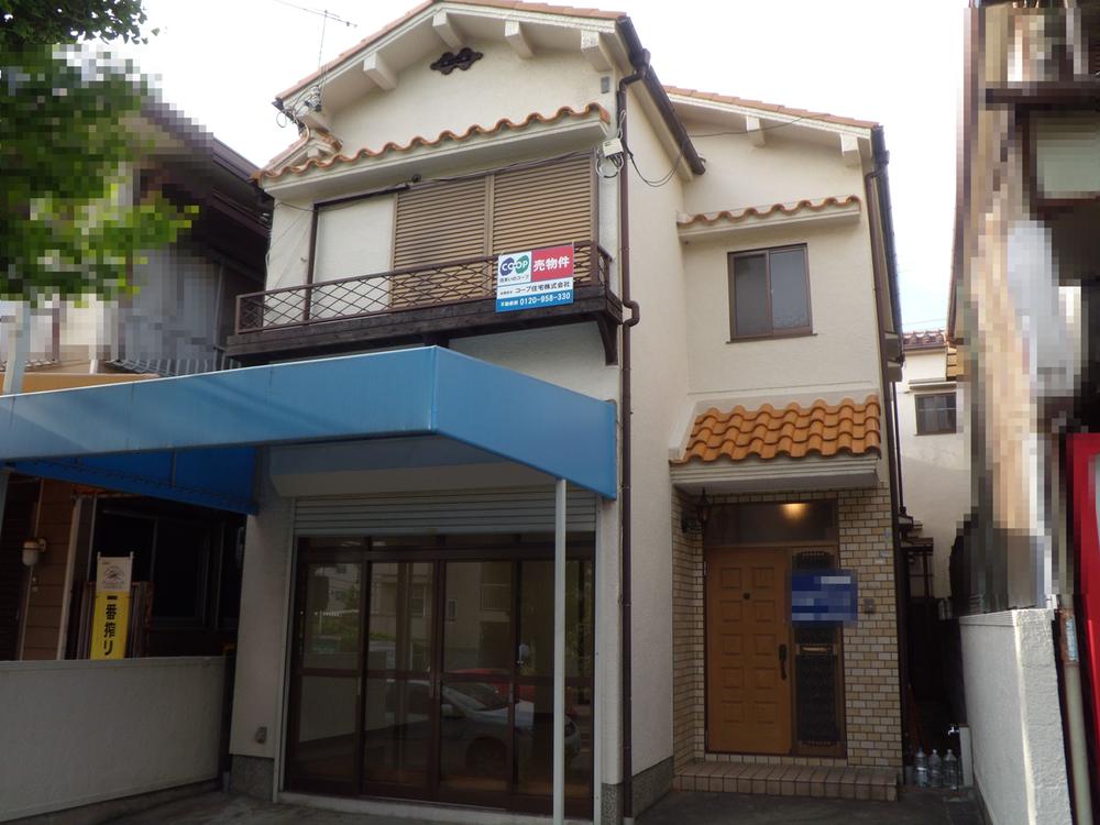 Local appearance photo. Local (May 2013) Shooting