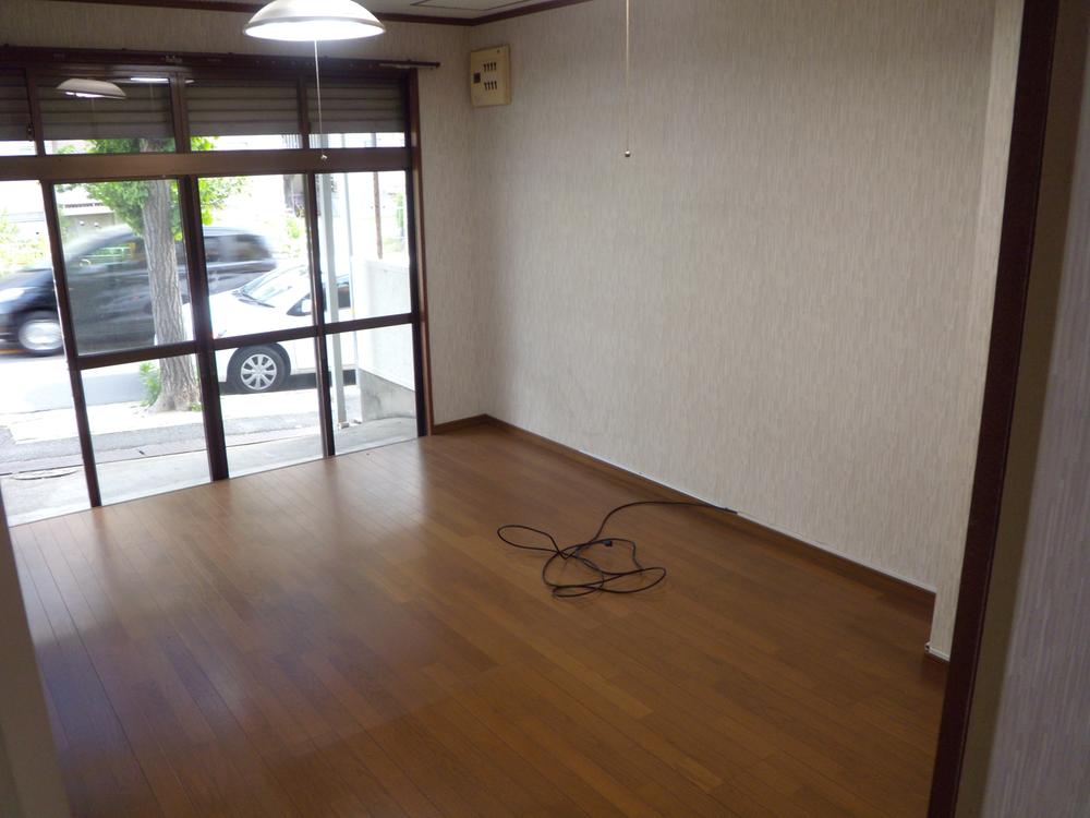 Other introspection. Room (May 2013) Shooting