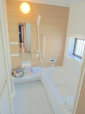 Same specifications photo (bathroom). (Building 2) same specification