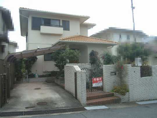 Local appearance photo. Appearance is a picture.