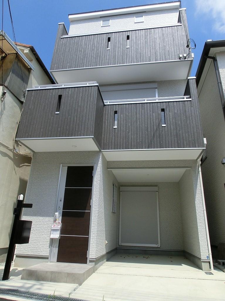 Local appearance photo. Local (August 2013) Shooting