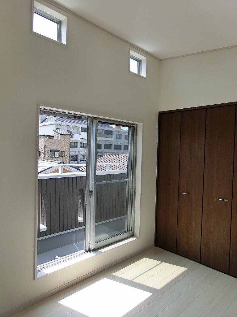 Non-living room. Room (August 2013) Shooting