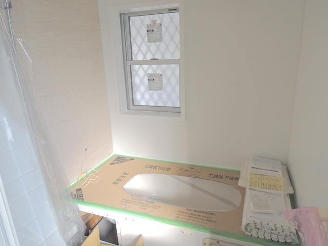 Bathroom. Indoor (12 May 2013) Shooting