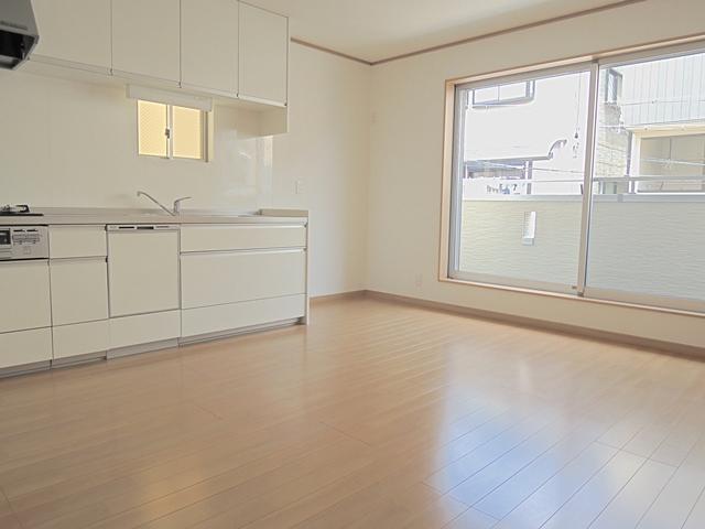 Living. Indoor (June 2013) Shooting