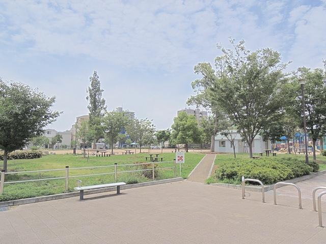 Other. Walk from Chitose park 1 minute