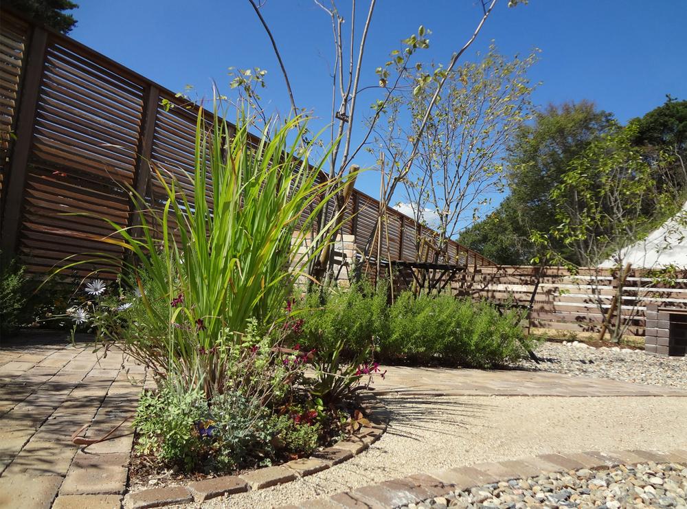 Other local. Community Garden! Community garden only everyone of the residents can be used! 