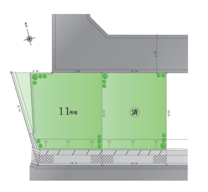 The entire compartment Figure. No. 11 locations open, two-way open compartment! South is good per sun there is on-site and the height difference! 