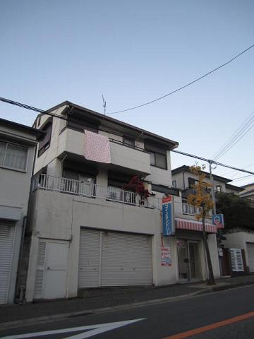 Other local. Local (11 May 2013) Shooting