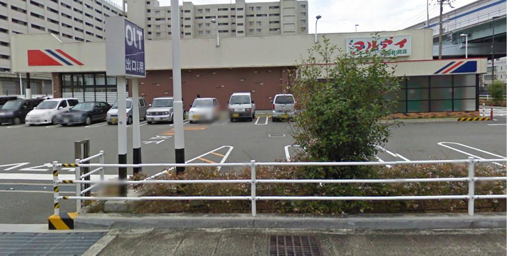 Other. A 1-minute walk from the supermarket